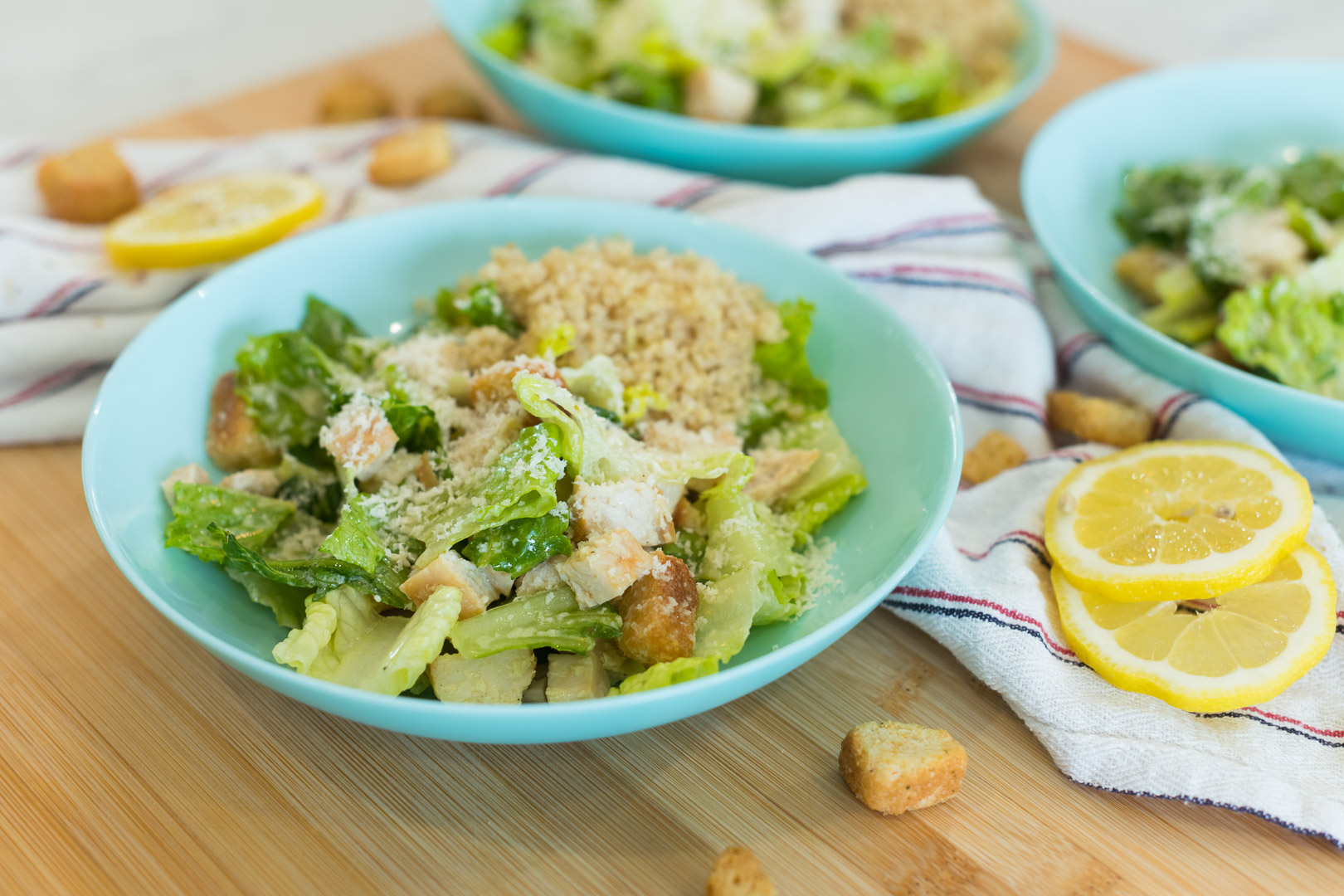 Chicken Caesar Salad, summer cold side dish, Easy Summer side dishes, Grilled chicken caesar salad, Gluten free recipes, Health & Yum food blog, Canadian food blogger, healthy meals for brain, healthy caesar salad recipe